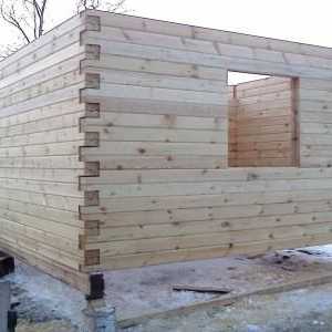 Ako zvýšené kúpeľ z baru 150x150 mm s vlastnými rukami?