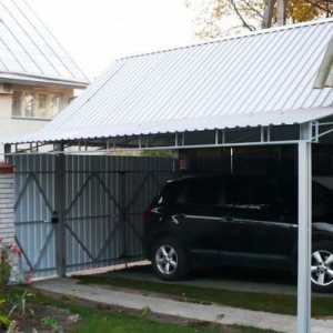 Strieška z vlnitej lepenky s jeho vlastných rúk: postaviť novú budovu